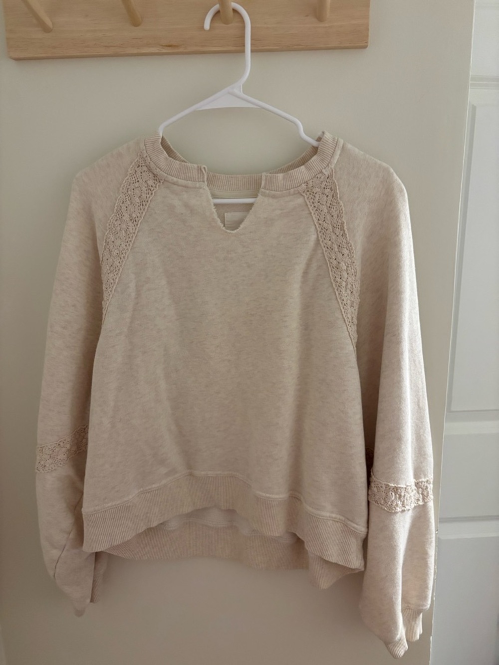 Aerie Beige Lace-Trim Women's Sweatshirt